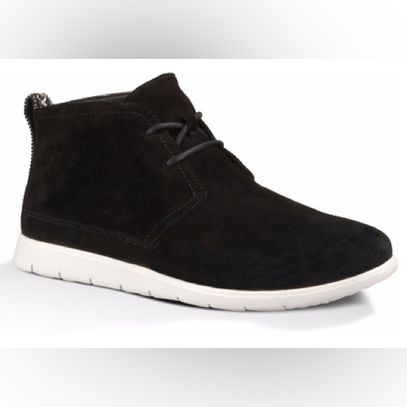 UGG Other - UGG Men’s Dustin Chukka boots anklet boots and booties size 10